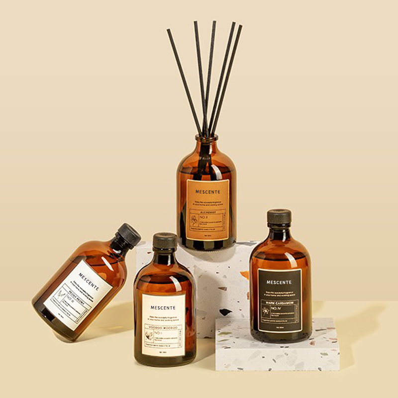 Big Black And Gold 100ml iriserende luksusglass Fargerike pinner Fiber Reed Diffuser Luftfrisker Løsemiddel