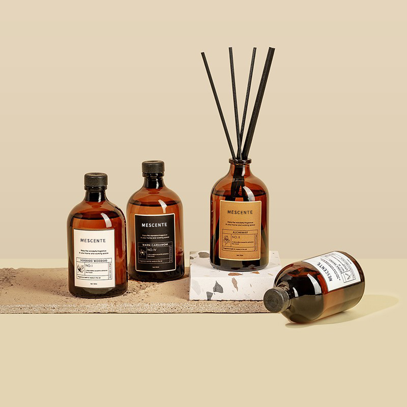 Big Black And Gold 100ml iriserende luksusglass Fargerike pinner Fiber Reed Diffuser Luftfrisker Løsemiddel