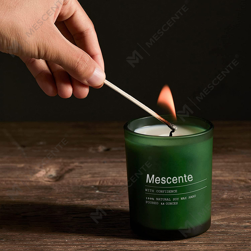 M&Scent tilpasset bryllupsdekorasjonskrukke Jasmine & Ylang Ylang duftlys med etiketter i bulk