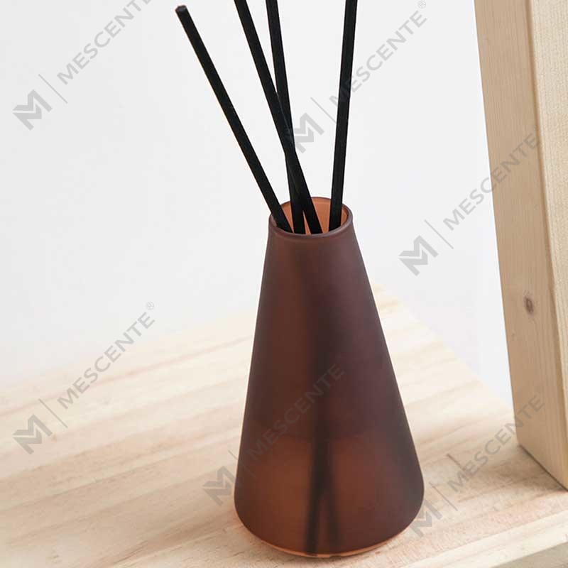 Engros OEM 200ml Luksus Eske Emballasje Rottingpinner Hjem Duft Aroma Reed Diffuser Gavesett