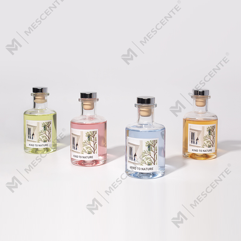 M&Scent Luxury 200 ml tilpasset hvit flaske trepinner sivspreder med boks