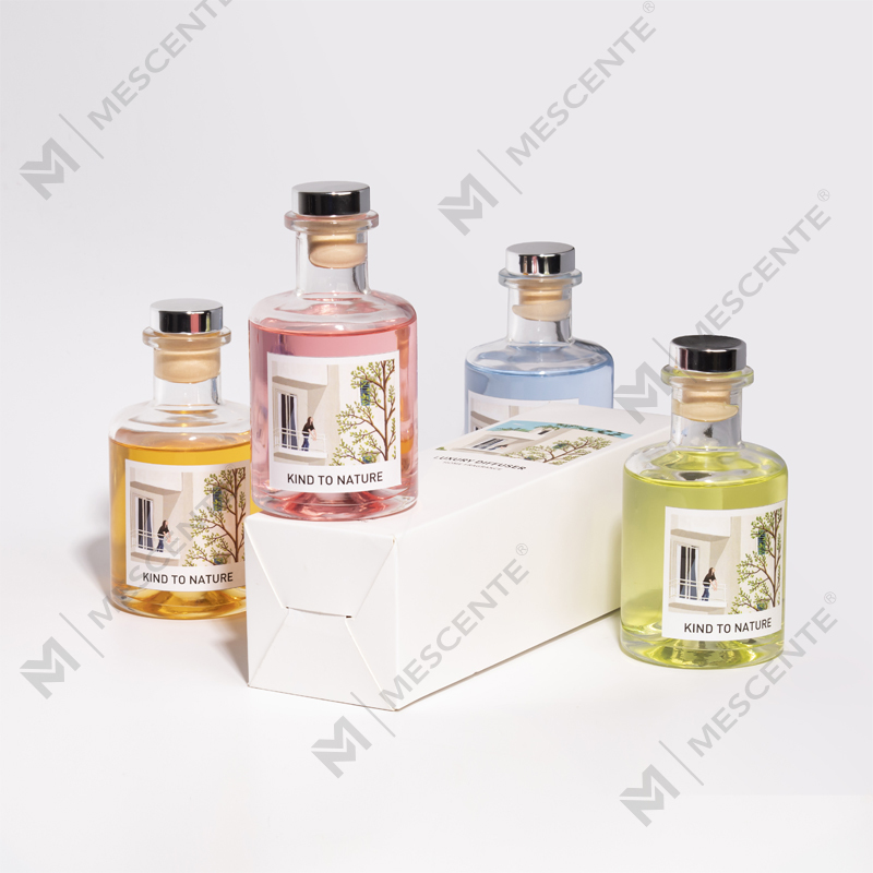 M&Scent Luxury 200 ml tilpasset hvit flaske trepinner sivspreder med boks