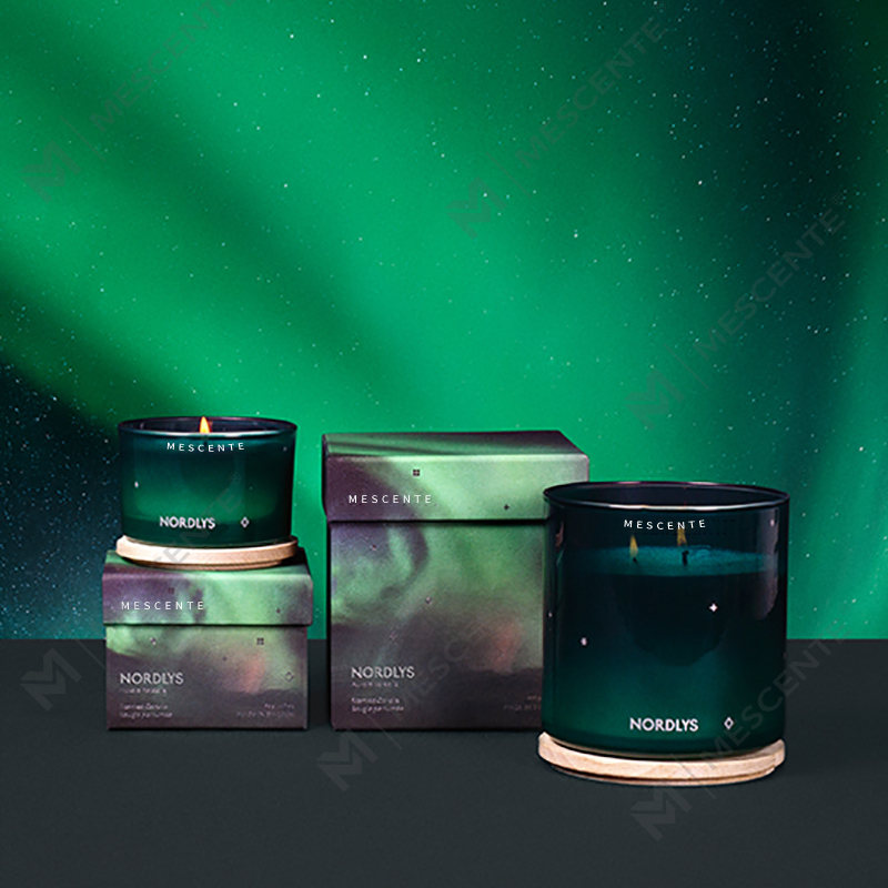 M&Scent luksus spesialtilpasset håndlaget juledekorative duftende soyavokslys med gaveeske
