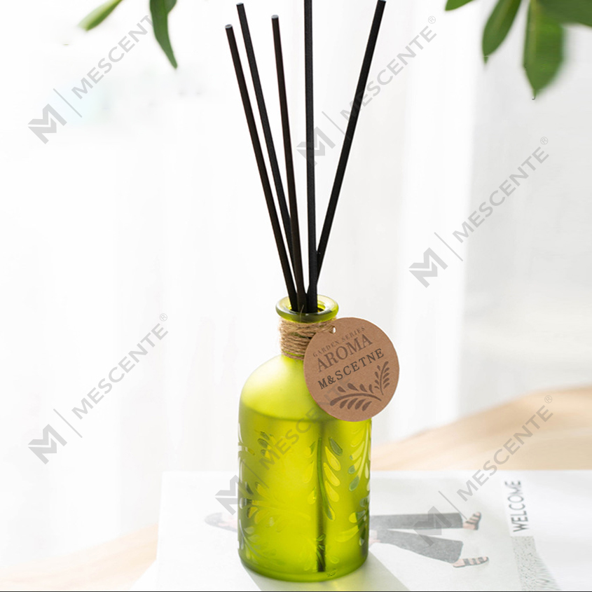 M&Scent Luxury Custom Private Label Glassflaske Flower Liquid Reed Diffuser med gaveeske