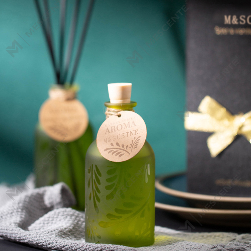 M&Scent Luxury Custom Private Label Glassflaske Flower Liquid Reed Diffuser med gaveeske