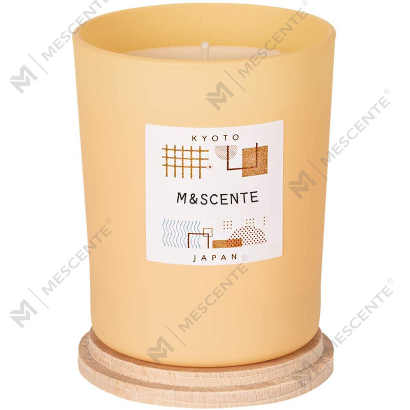 M&Scent tilpasset private label laget fargede duftende soyavoks elegante lys