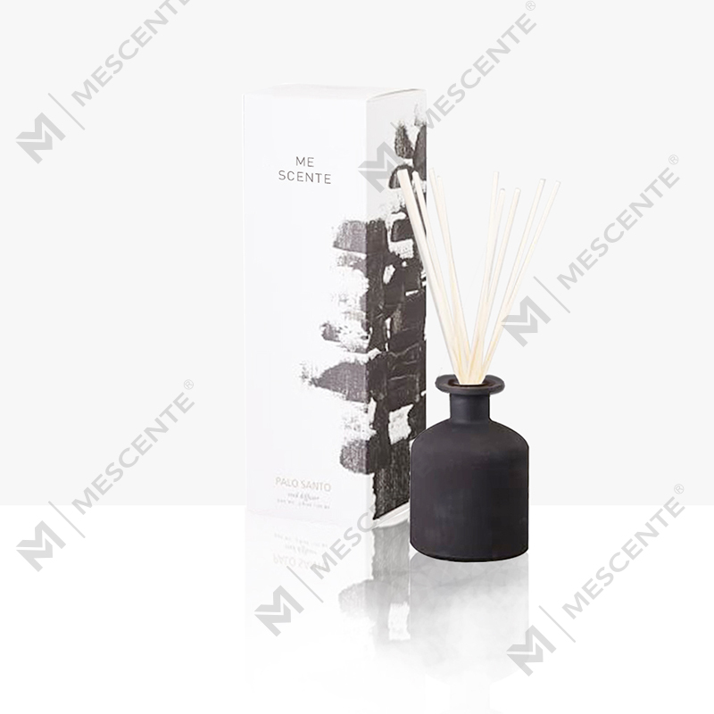 Mescente Luxury 180 ml spesialtilpasset glassflaske eterisk oljerørspreder for hoteller