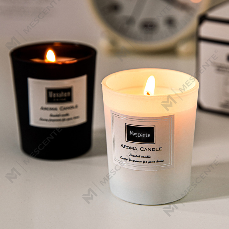 M&Scent spesialtrykt peonduftende soyavokslys, digitalt duftlys