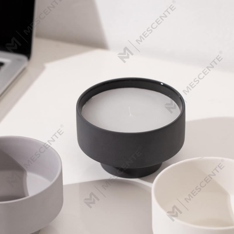 M&Scent Engros Custom Large Modern 3 Wick White Frosted Christmas Candle Candle With Bambus Lokk