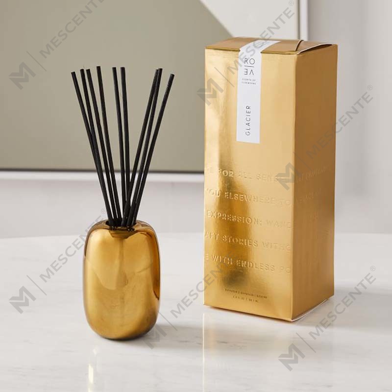 Amazon Luxury Custom Gold Print Logo Svart glasskrukke Duftende soyavoks stearinlys dekorasjonsgavesett